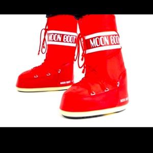 Moon boots SOLD